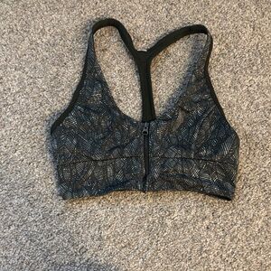 Lululemon Athletica Black and Gray Patterned Sports Bra